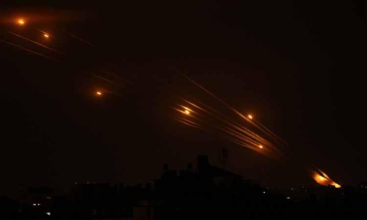 Israel-strikes-Gaza-arson-balloons