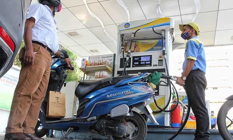 People-petrol-pump