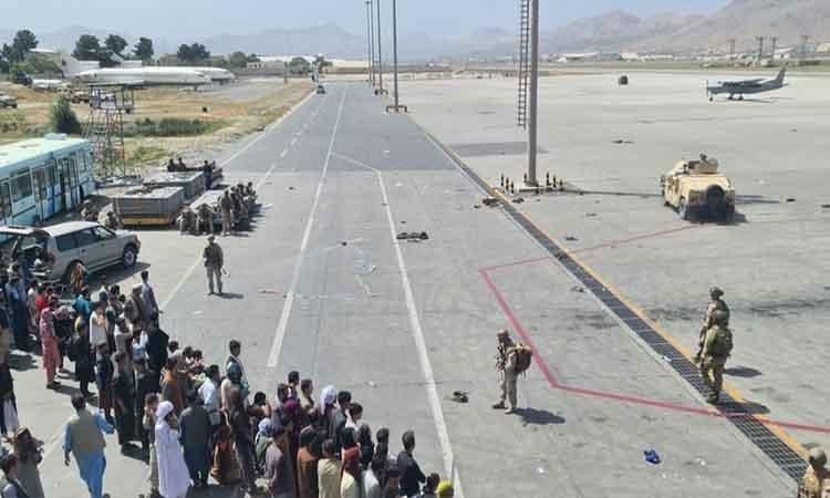 Kabul-airport-during-evacuations-Kabul