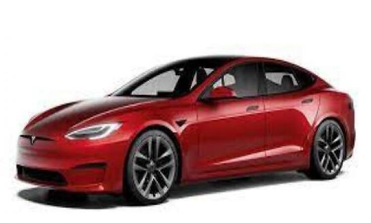 Tesla-model-S-Plaid