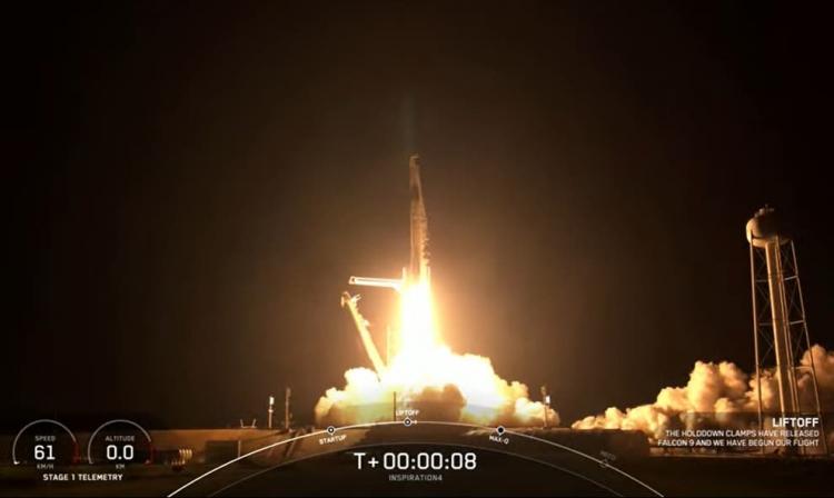 Inspiration4-SpaceX's-all-civilian-mission-launches-to-orbit