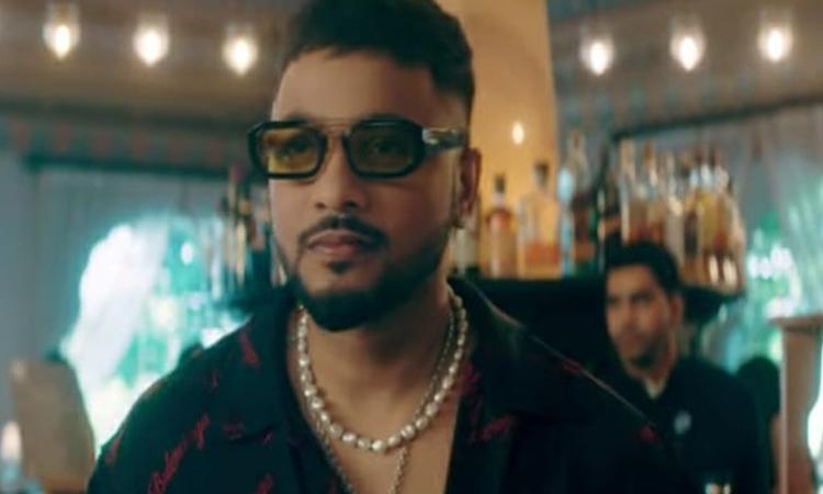 After six years of marriage, rapper Raftaar, whose true name is Dilin Nair,  has filed for divorce from Komal Vohra. The couple, who got m... | Instagram