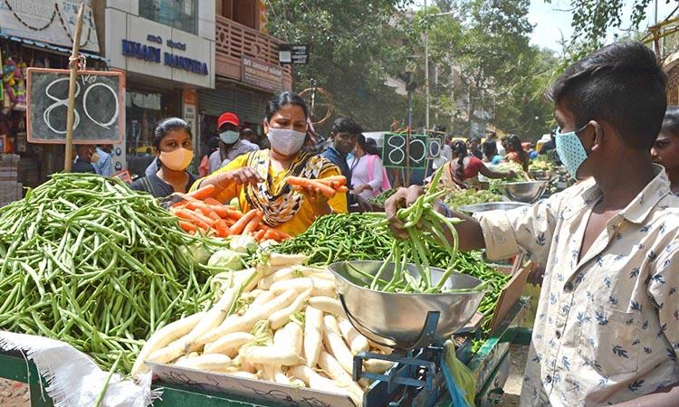 Local-vegetable-vendors-in-delhi