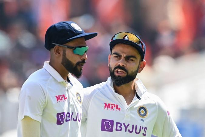Mohammed-Siraj-and-Virat-Kohli