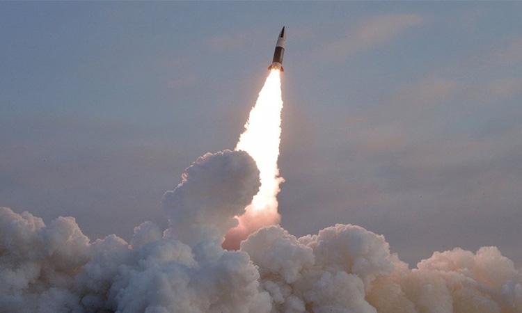 N.Korea-fires-2-apparent-cruise-missiles