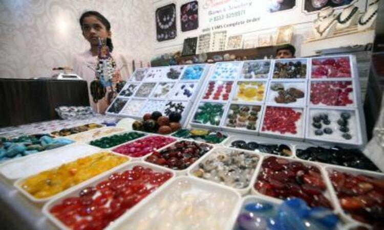 jump-in-indias-gem-and-jewelry-exports