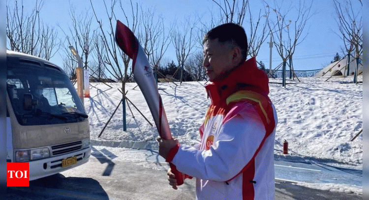 Galwan-Senator-Olympics-Torchbearer
