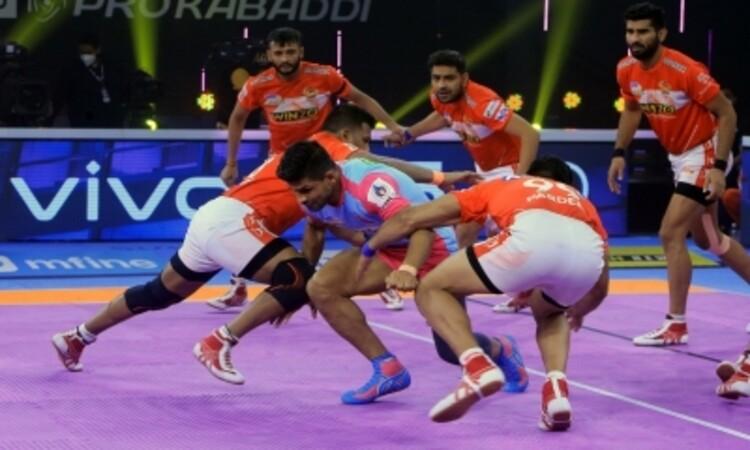 PKL-8-jaipur-pink-panthers-overcome-gujrat-giants