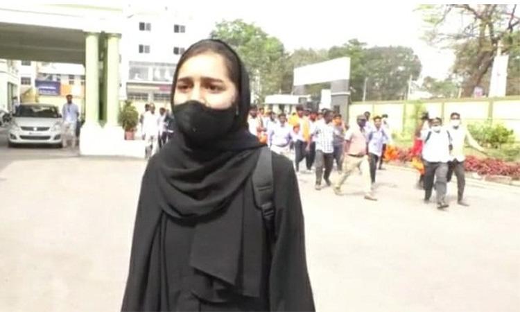 Hijab-row-karnatka