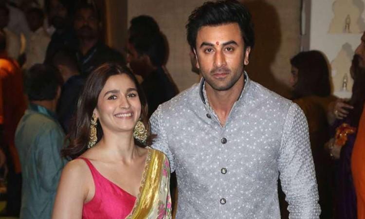 Ranbir-Kapoor-Alia-Bhatt