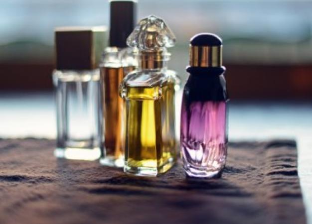 essences-fragrances-and-spritzes