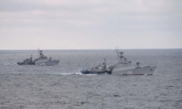 ships-and-rocket-boat-of-russia
