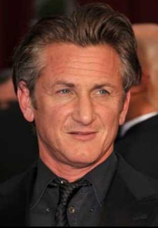 Sean-Penn-startled-by-experience-at-Ukrainian-border