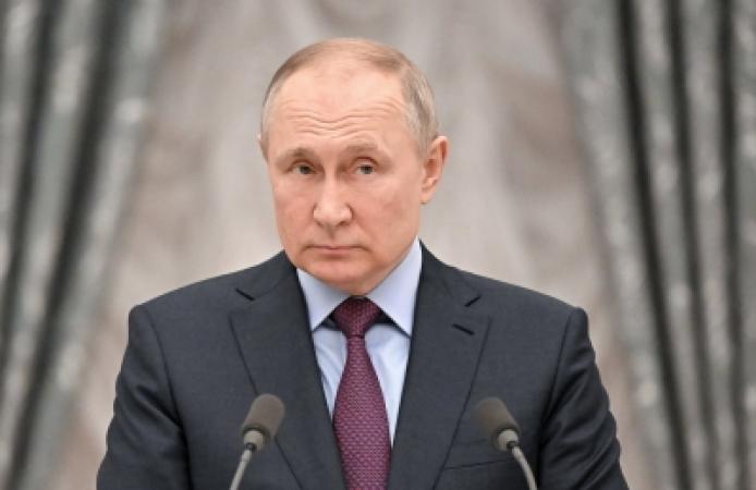 Russia -drops-gold-tax-to-encourage-savers-to-dump-dollars
