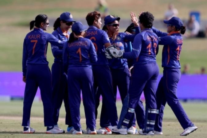 England-beat-India-by-4-wickets