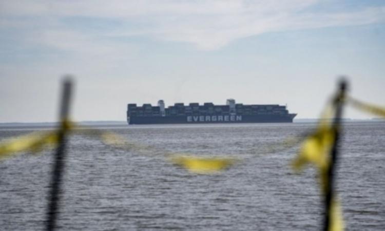 container-vessel