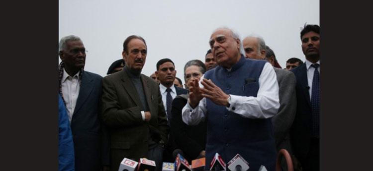 By-asking-the-Gandhis-to-step-aside-did-Sibal-cross-the-red-line?