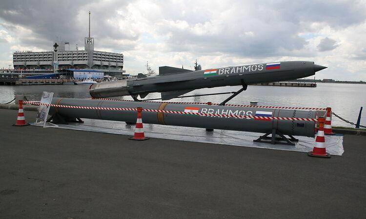 BrahMos-Supersonic-Missile-Surface-to-surface