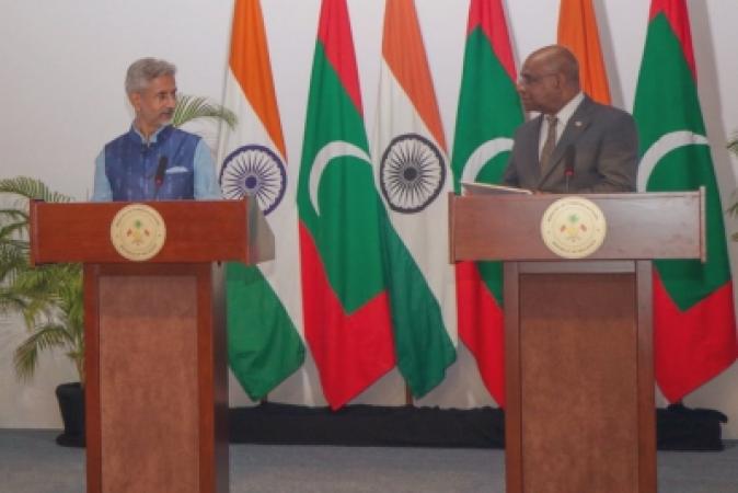India-and-Maldives