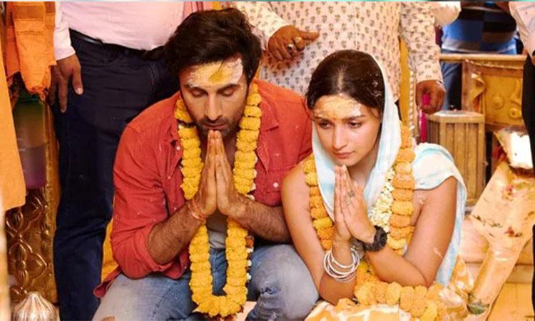 Alia-Bhatt-Ranbir-Kapoor