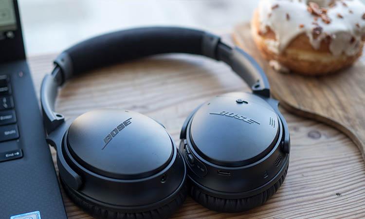Bose-headphones