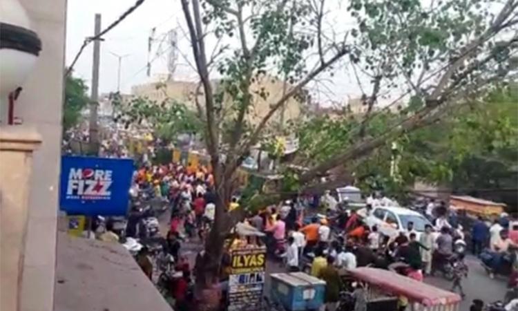 Jahangirpuri-Violence-Shah-speaks-to-Delhi-Police-chief