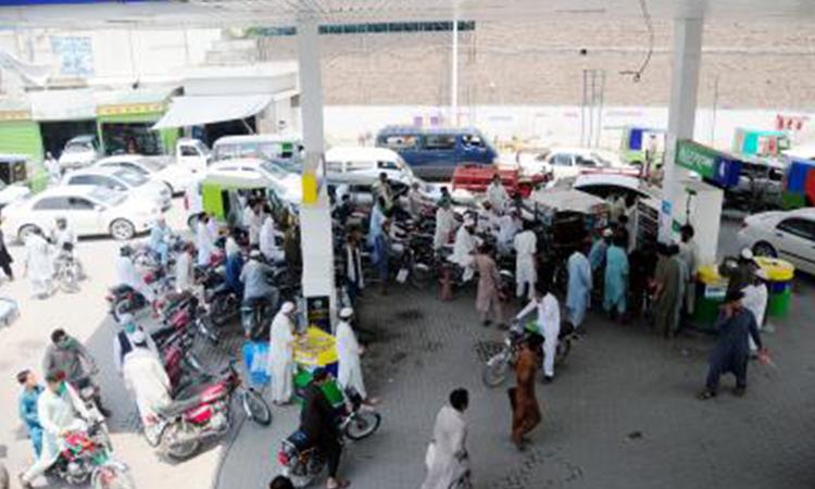 Pakistan-braces-for-worst-diesel-shortage-next-month