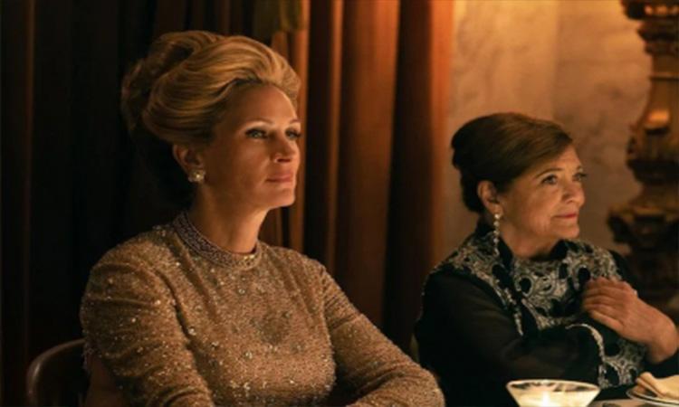 Julia-Roberts-talks-about-her-look-in-the-web-series-'Gaslit'