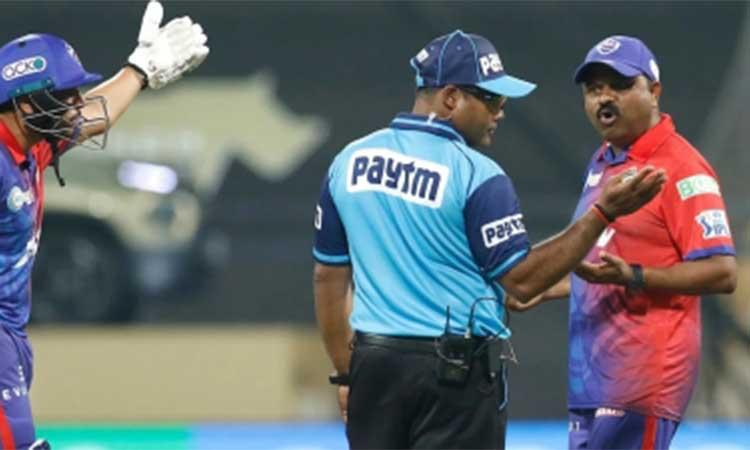 DC-skipper-Pant-coach-Amre-pay-a-huge-price-for-breaching-IPL-Code-of-Conduct
