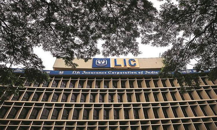 Life-Insurance-Corporation-of-India-building-New Delhi