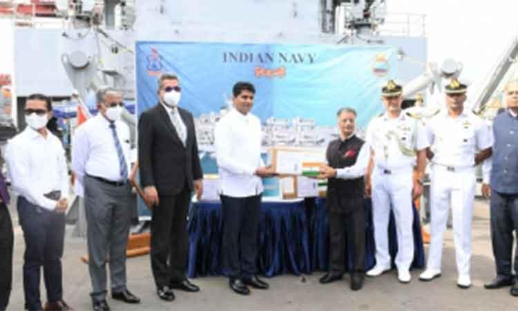 India-gifts-critical-medical-aids-to-Sl-acing-health-emergency