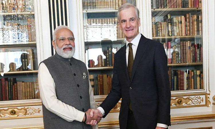 Modi-meets-Norwegian-counterpart-reviews-bilateral-relations