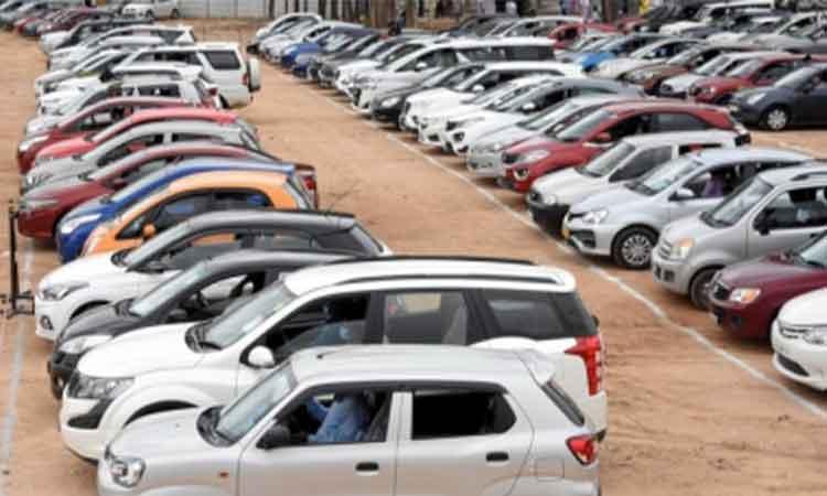 Auto-industry-not-out-of-woods-RBI-move-to-make-loans-costlier-FADA