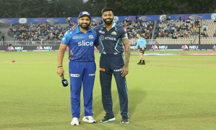 IPL 2022-Gujarat-Titans-win-toss-elect-to-bowl-against-Mumbai-Indians