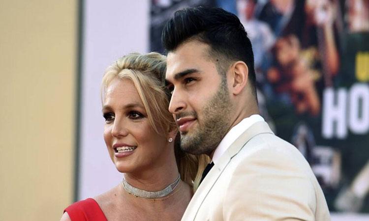 Singer-Britney-Spears-fiance-Sam-Asghari