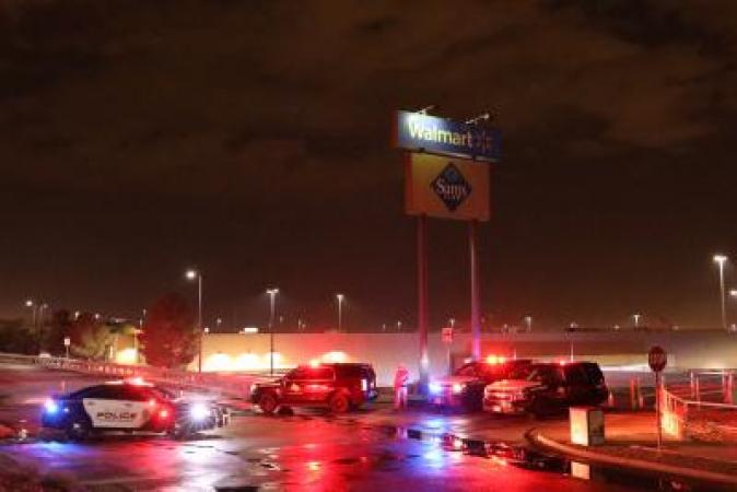 US-Houston-market-shooting