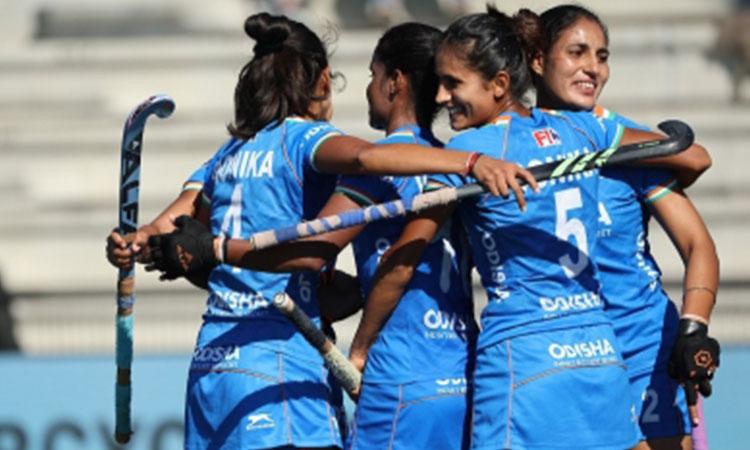 Indian-Hockey-Women-US
