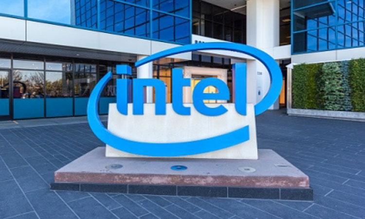 Intel-semiconductor-factory