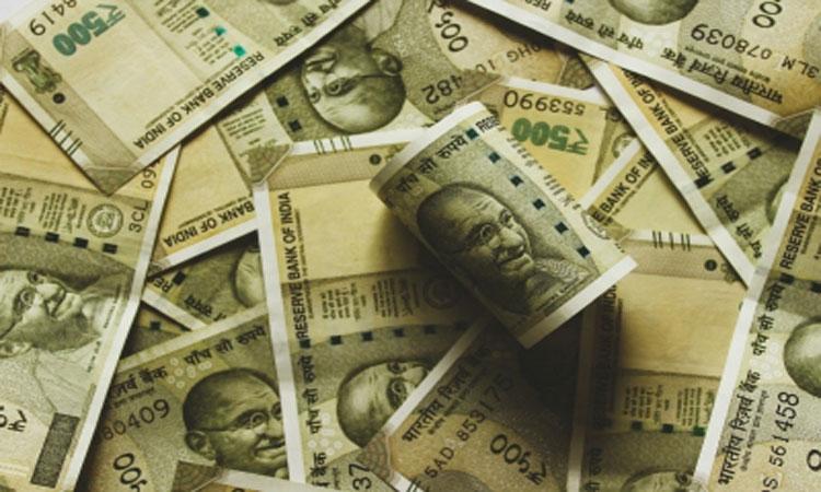 Indian rupee slips to 78.68 against US dollar
