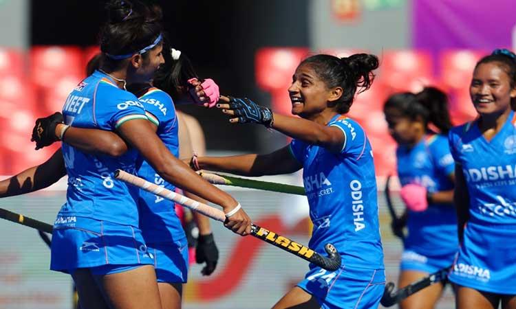 Indian-women-hockey-team