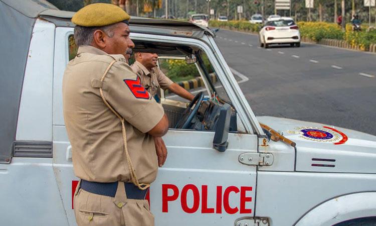 Delhi-Police-American-Woman