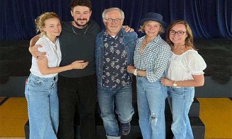 Steven-Spielberg-Marcus-Mumford