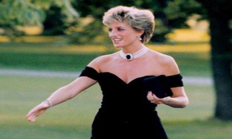 BBC chief apologises to Charles, William, Harry for Martin Bashir's Diana interview