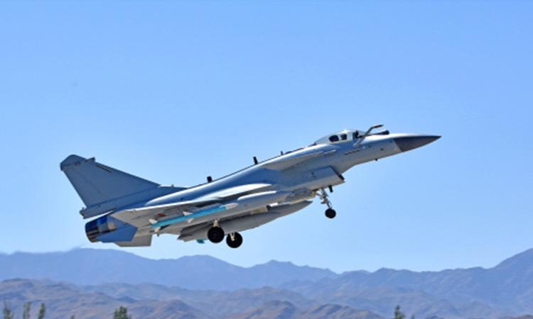 Chinese-fighter-jet