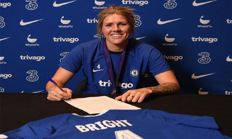 Millie-Bright-Signs-Chelsea