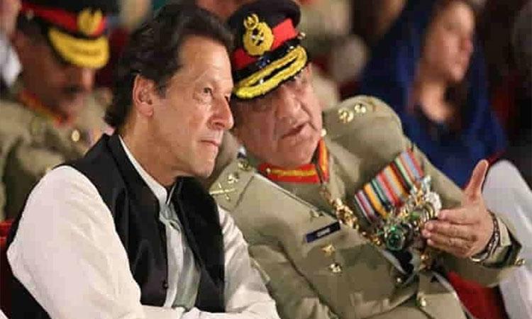 Army-chief-and-Imran-Khan