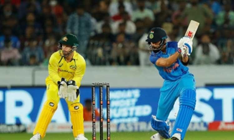 Ind-vs-Aus-3rd-T20I-Virat-Kohli