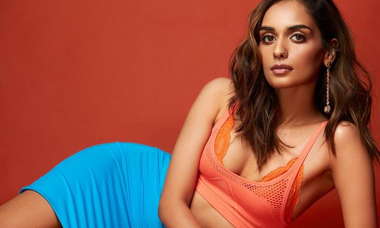 Manushi-Chhillar