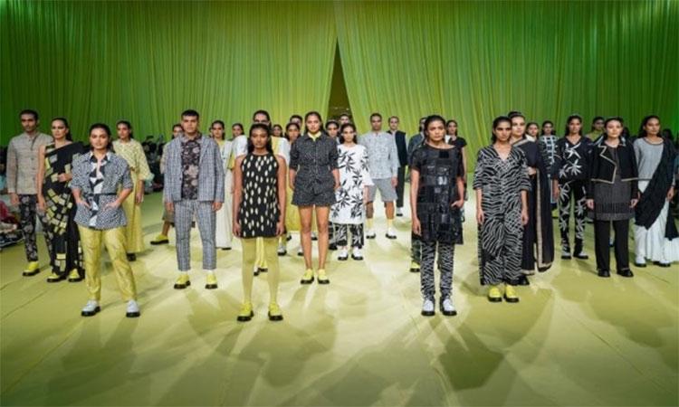 Sustainable-ways-to-create-surreal-fashion