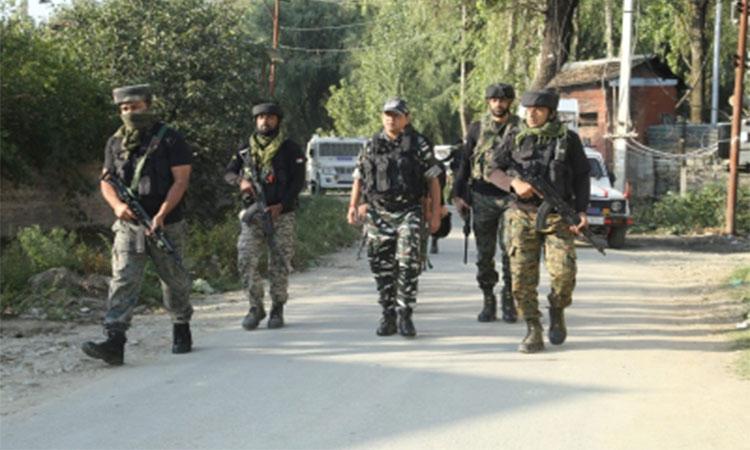 Terrorist-held-after-2-non-locals-killed-Jammu-and-Kashmir-Shopian